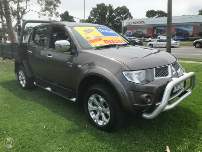 2012 Mitsubishi Triton - JZ Motors,